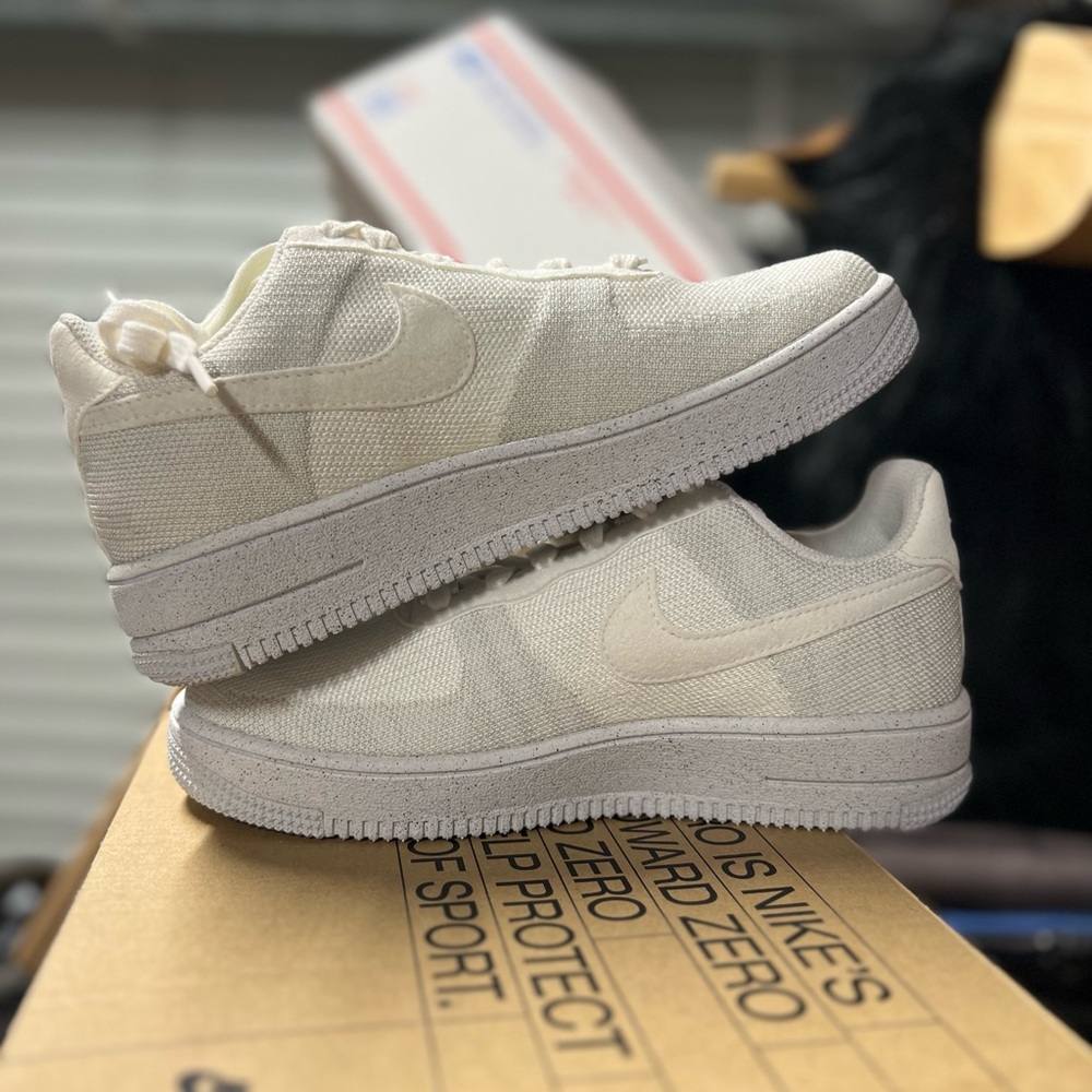 AIR FORCE 1 LOW FLYKNIT “WHITE SAIL” [SIZE 6.5W]